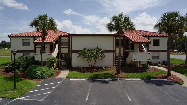 Building Photo - 6062 Willowpointe Cir