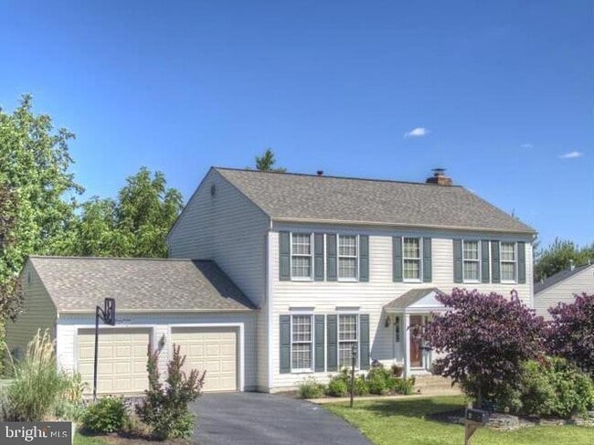 Building Photo - 4 Bridgeport Cir