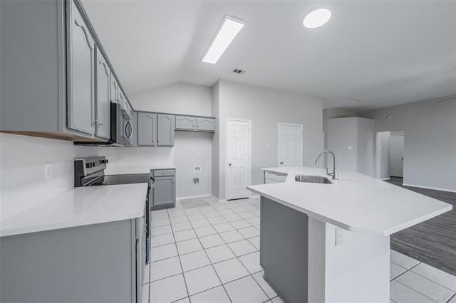 Building Photo - 602 Joy Ln