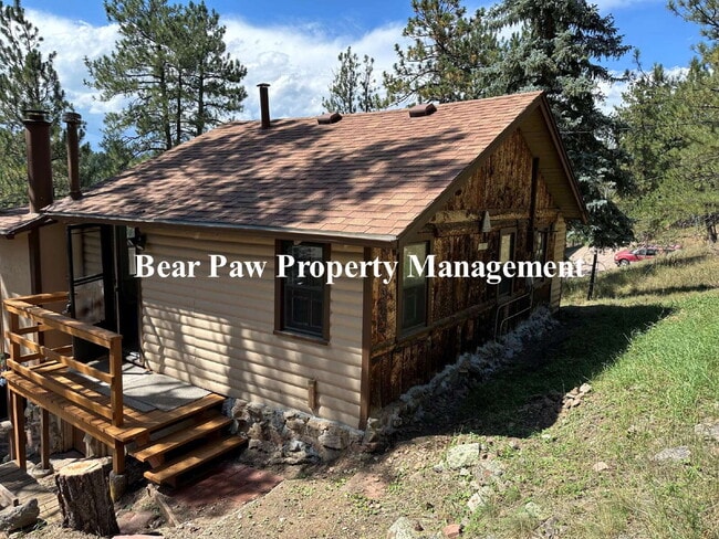 Building Photo - Cute little Home near Downtown Evergreen!!