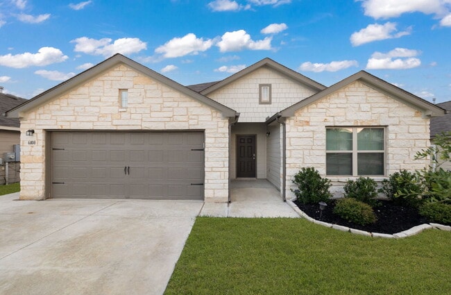 Building Photo - "Spacious 4-Bedroom Home in Converse with ...