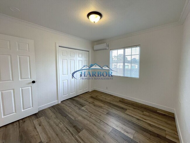 Building Photo - 1226 W Don St