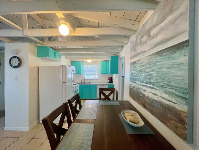 Building Photo - 302 Ocean Ave
