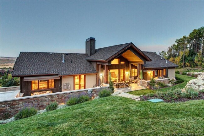 Building Photo - 5440 Cove Hollow Ln