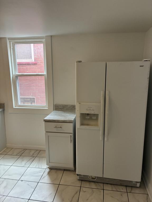 Building Photo - 640 Pine St