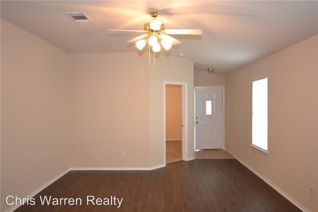 Building Photo - 504 Lafayette Square Dr