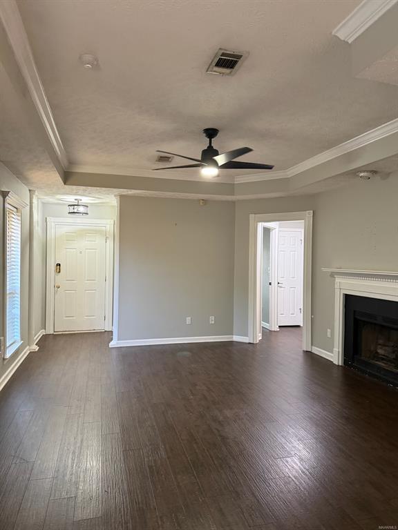 Building Photo - 8425 English Oak Loop