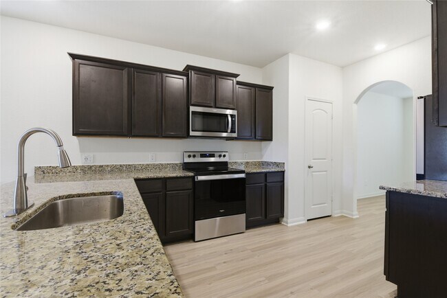 Building Photo - 11023 Hillside Creek Dr