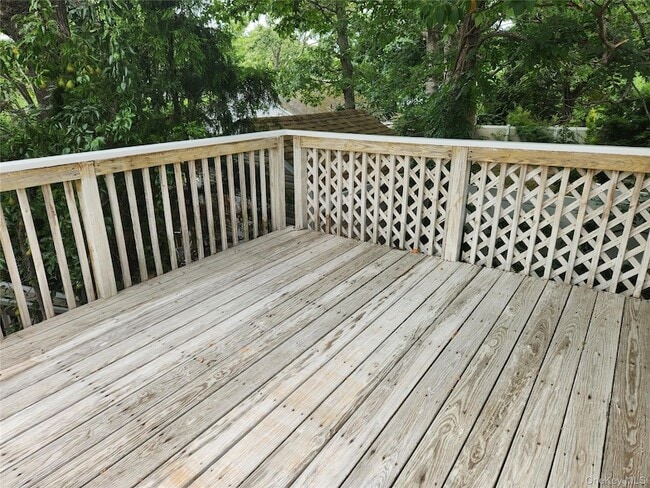 Building Photo - 26 Long Beach Dr