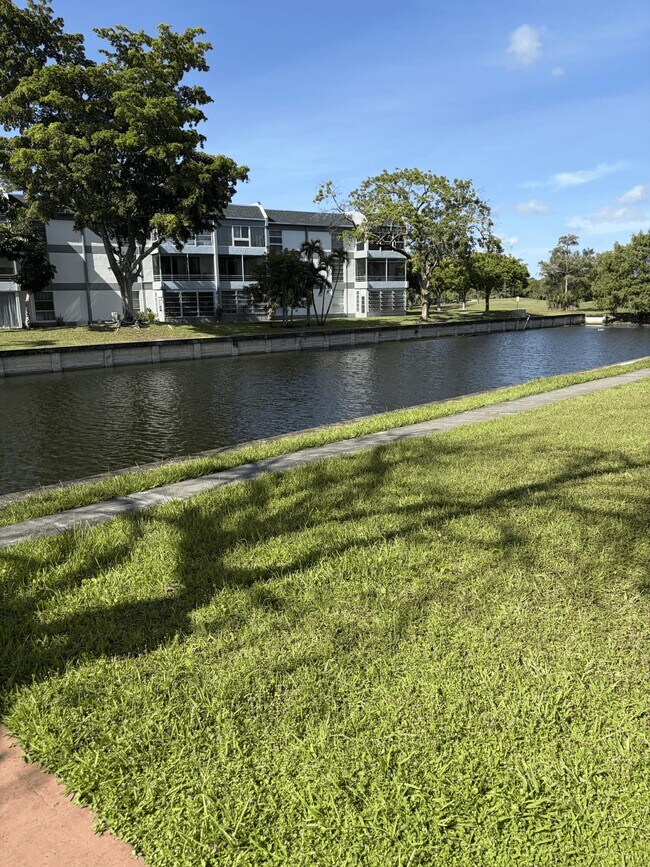 Building Photo - 8311 Sands Point Blvd