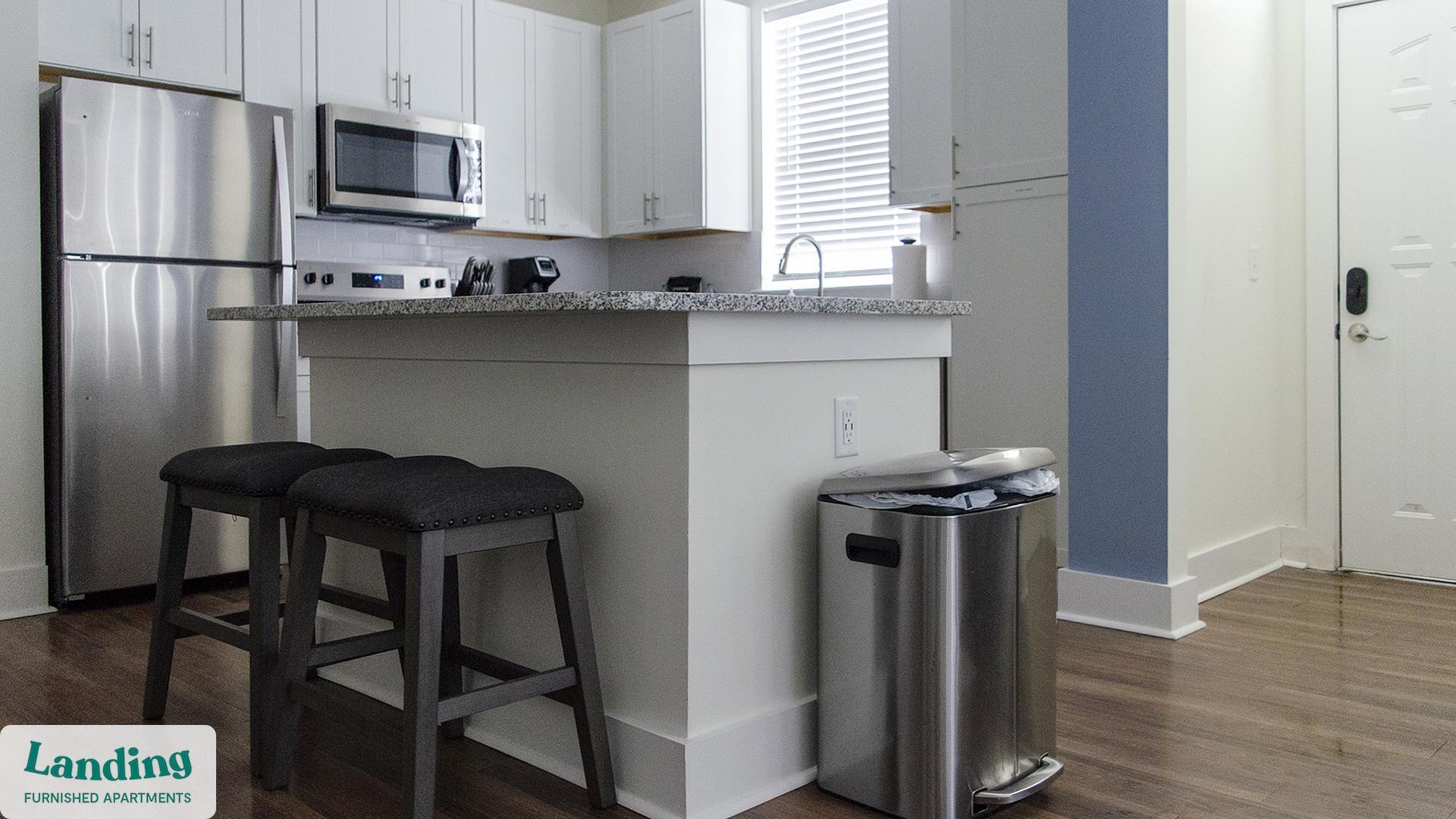 Building Photo - 901 Kelly Green Ln