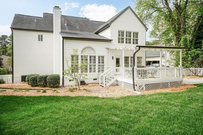 Building Photo - Meticulous Four Bedroom Dream Home!