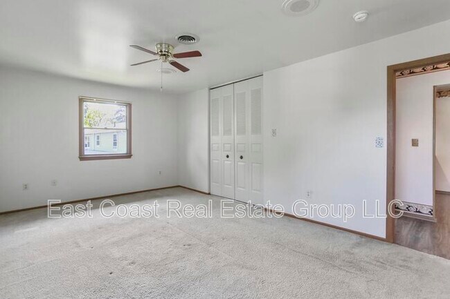 Building Photo - 226 B Wakefield Rd