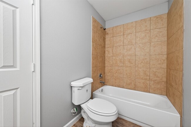 Building Photo - 7511 Dyer St