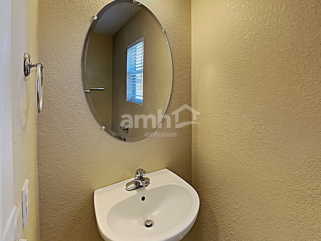 Building Photo - 18732 S Avenida Rio Veloz