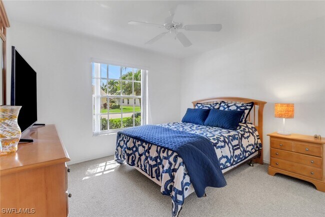 Building Photo - 3650 Sunland Ln