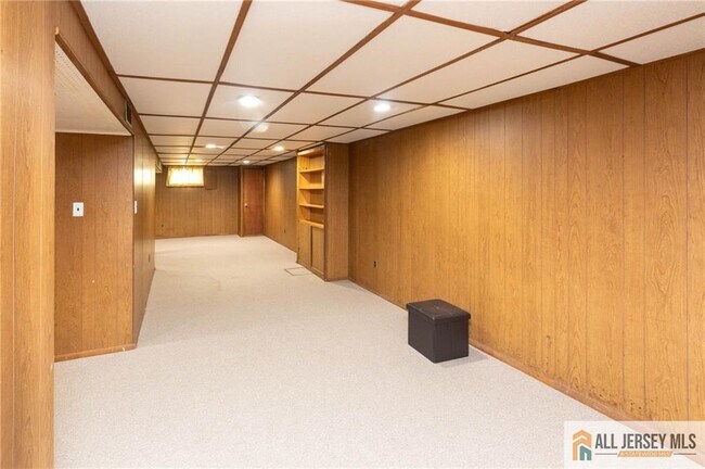 Building Photo - 10 Eardley Rd