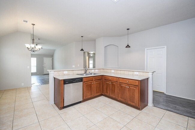 Building Photo - 30406 Mesa Valley Dr