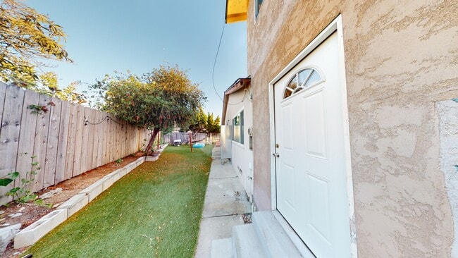 Building Photo - 5167 Remington Rd