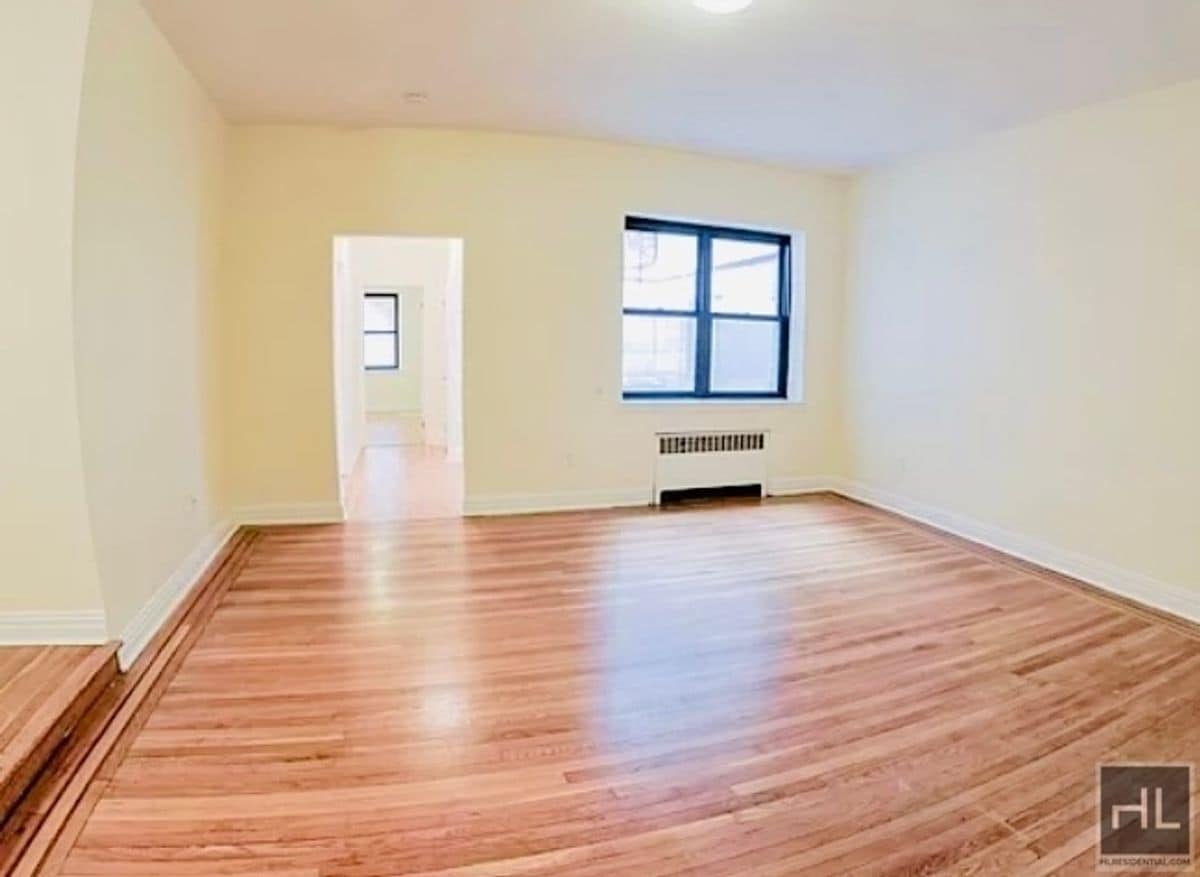 Building Photo - EAST 67 STREET