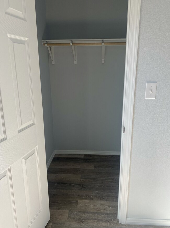 Building Photo - Incredible 3 Bedroom Available In Odessa