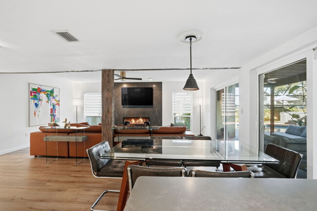 Building Photo - 13609 Heritage Way