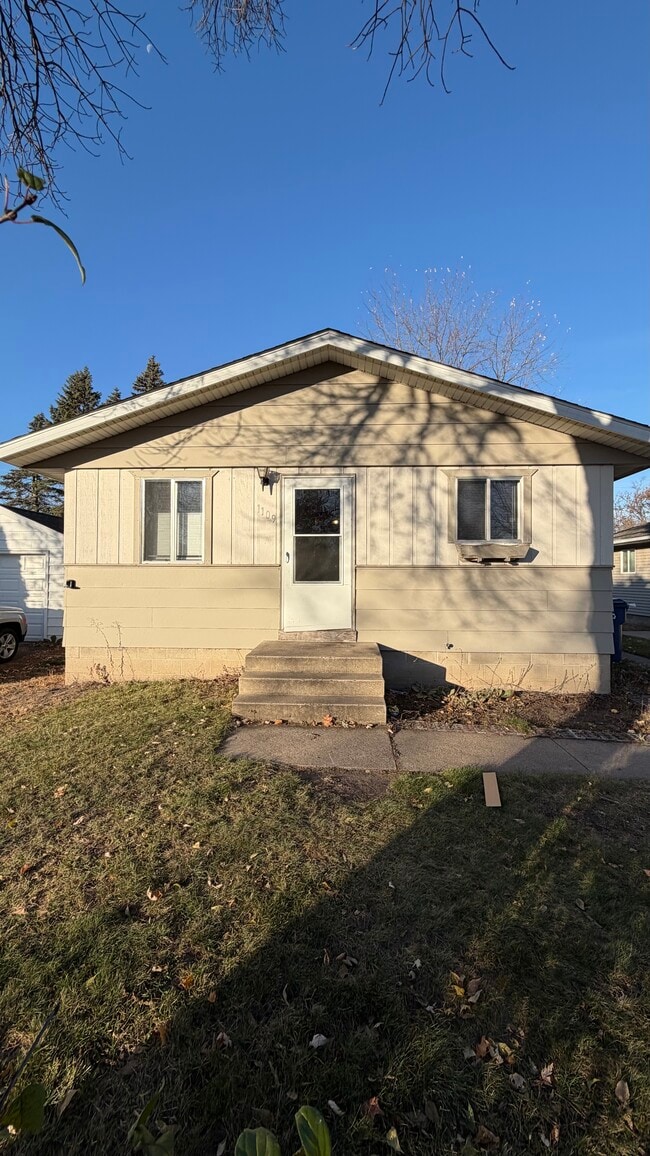 Primary Photo - 1109 33rd Ave N