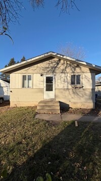 Building Photo - 1109 33rd Ave N