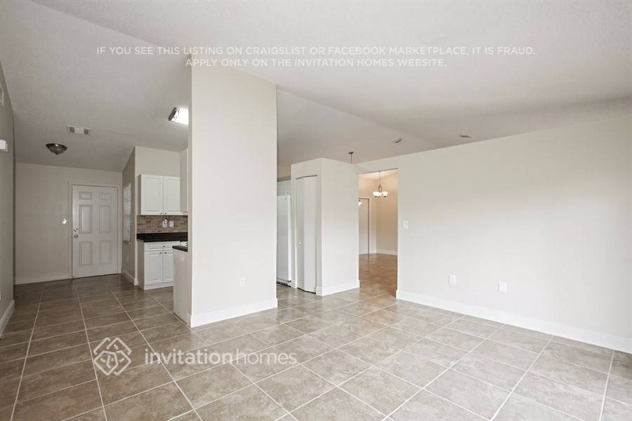 Building Photo - 19432 NW 62nd Ct