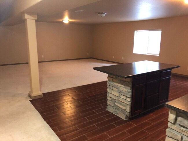 Building Photo - Ranch Style 4 Bedroom Home in Cordera...sh...