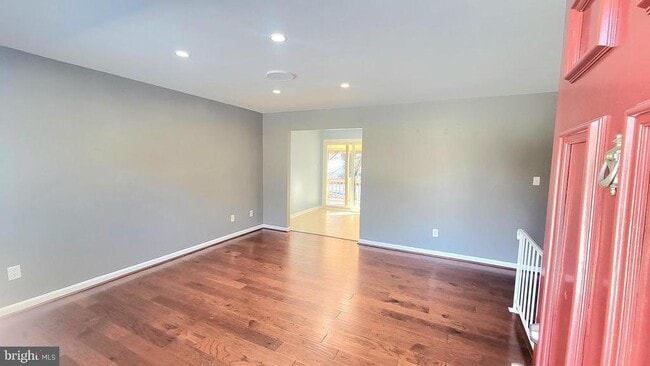 Building Photo - 14707 Brook Dr
