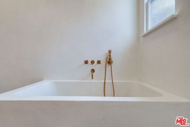 Building Photo - 1249 Ethel St