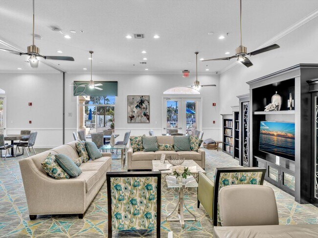 Building Photo - 6094 Lake Hibiscus Dr