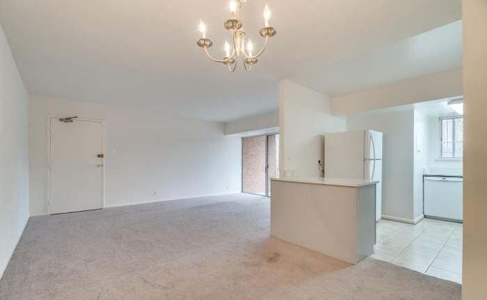 Living Room - 3700 N Rosser St