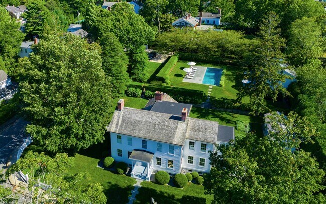 Building Photo - 20 Jefferson St