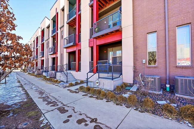 Building Photo - 7080 W Alaska Dr