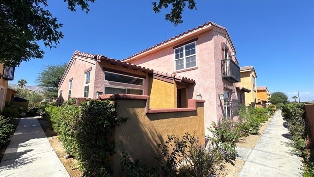 Building Photo - 52202 Rosewood Ln