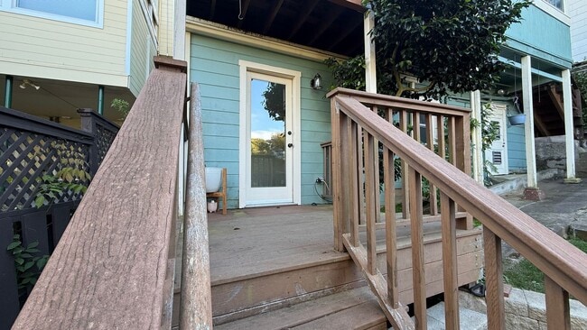 Building Photo - Epic REA - Rare Find Cozy and Update 2BR /...