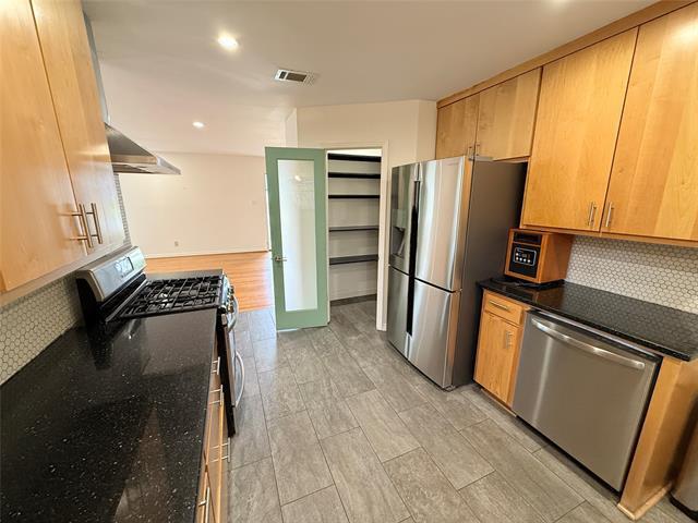 Building Photo - 2816 Ryan Pl Dr