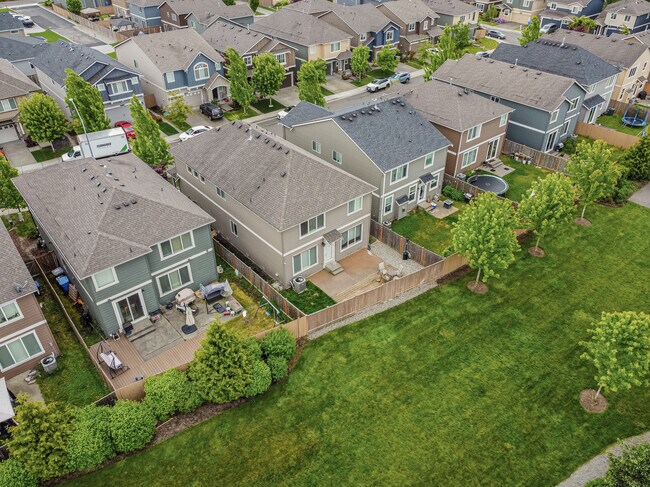 Building Photo - 1124 27th St NW