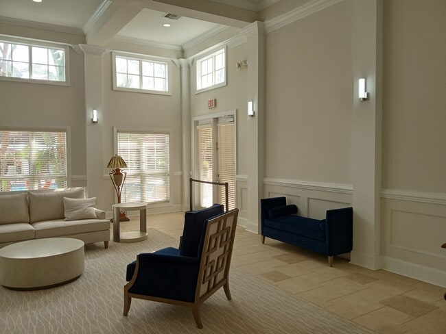 Building Photo - 2018 Alta Meadows Ln