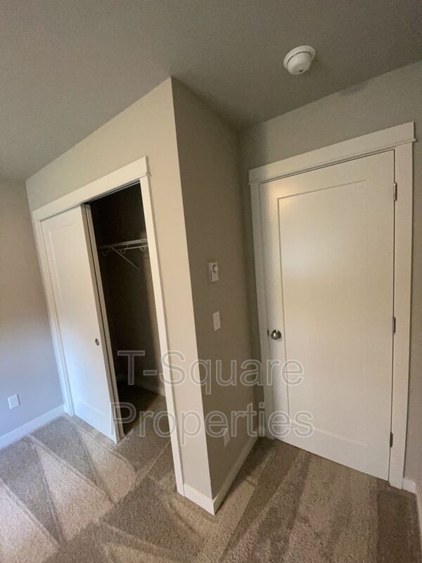 Building Photo - 19923 Cypress Way