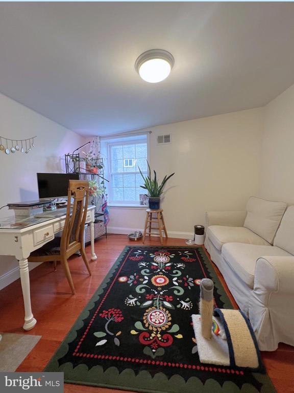 Building Photo - 1415 S 4th St