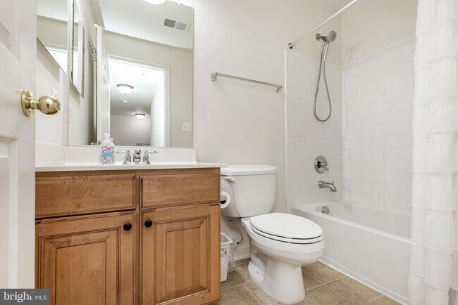 Building Photo - 14213 St Germain Dr