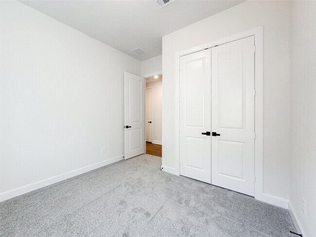 Building Photo - 1015 Windy Creek Path