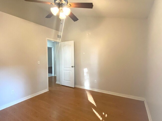 Building Photo - Beautiful 3 Bedroom Home in The Trails in Ormond Beach!