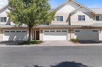 Building Photo - 3-Bedroom Townhome with Garage – Prime Coeur d’Alene Location
