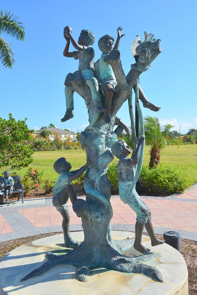 Building Photo - 2116 SE Eatonville Dr