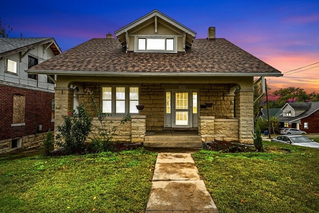 Building Photo - 1309 St Marys Blvd