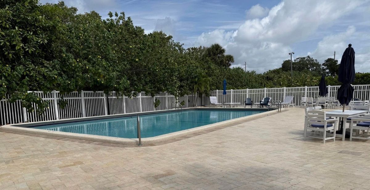 Building Photo - 96 Del Rio Blvd